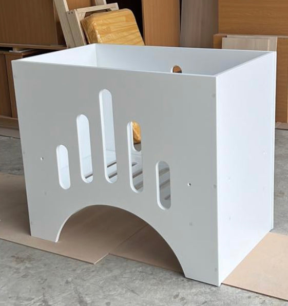 The Solara Wood Mini Crib